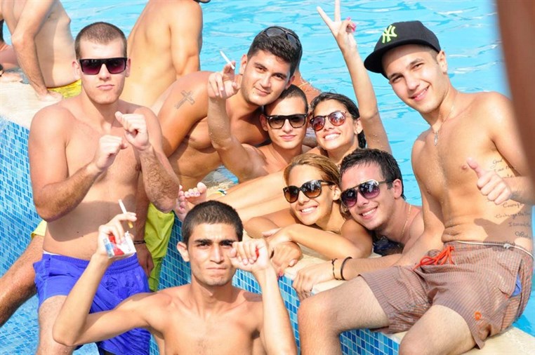 The Sunday Club at Cyan